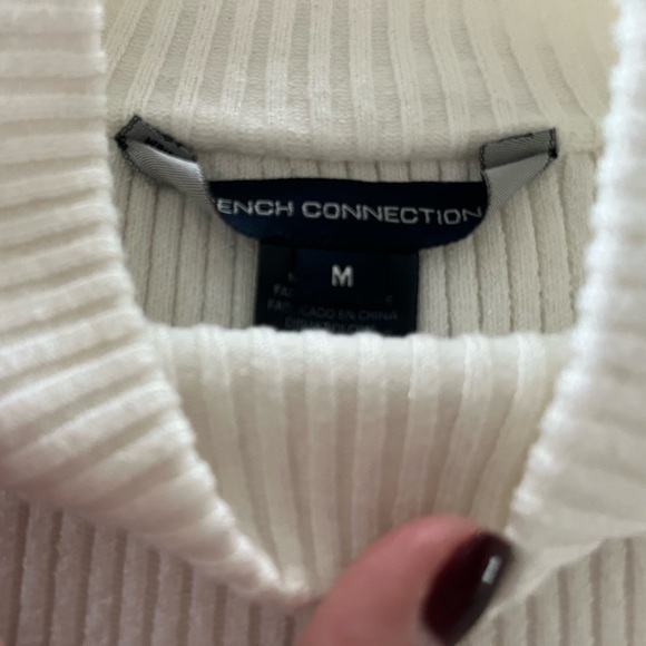 French Connection - Melody Mixed Media Mock Neck Sheer Sleeve White Top - Medium - Picture 9 of 10